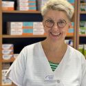 Frau Henninges, Pharmazieingenieurin